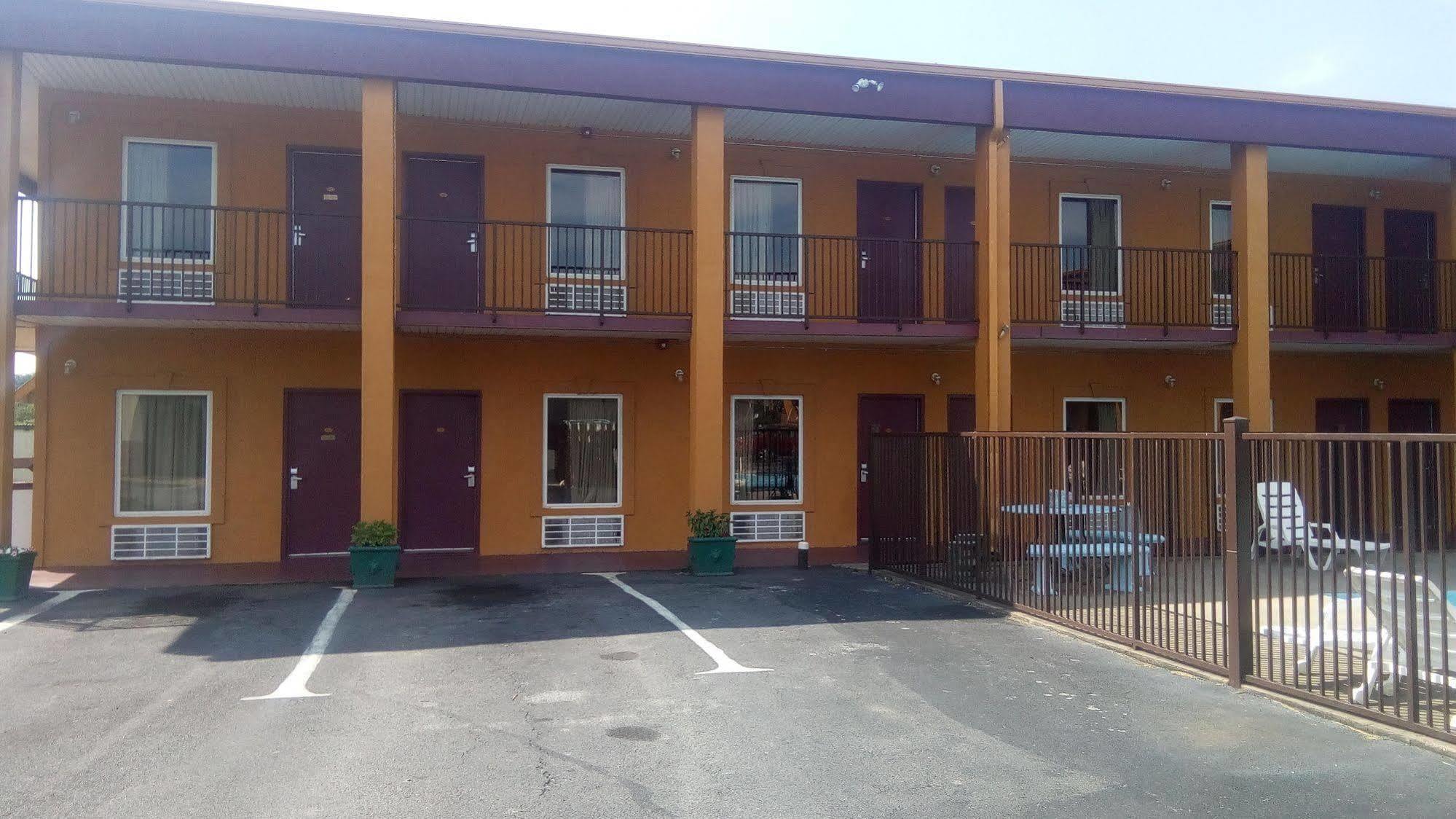 Travelers Inn Elizabethton Экстерьер фото
